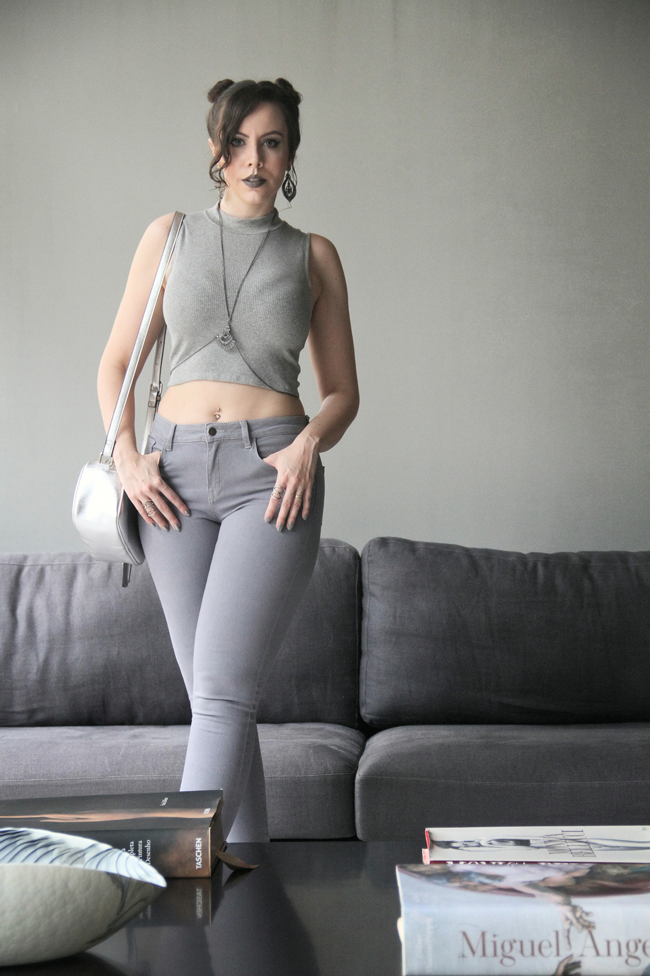 gostei-e-agora-look-total-cinza-groufit-all-gray-bodychain-13